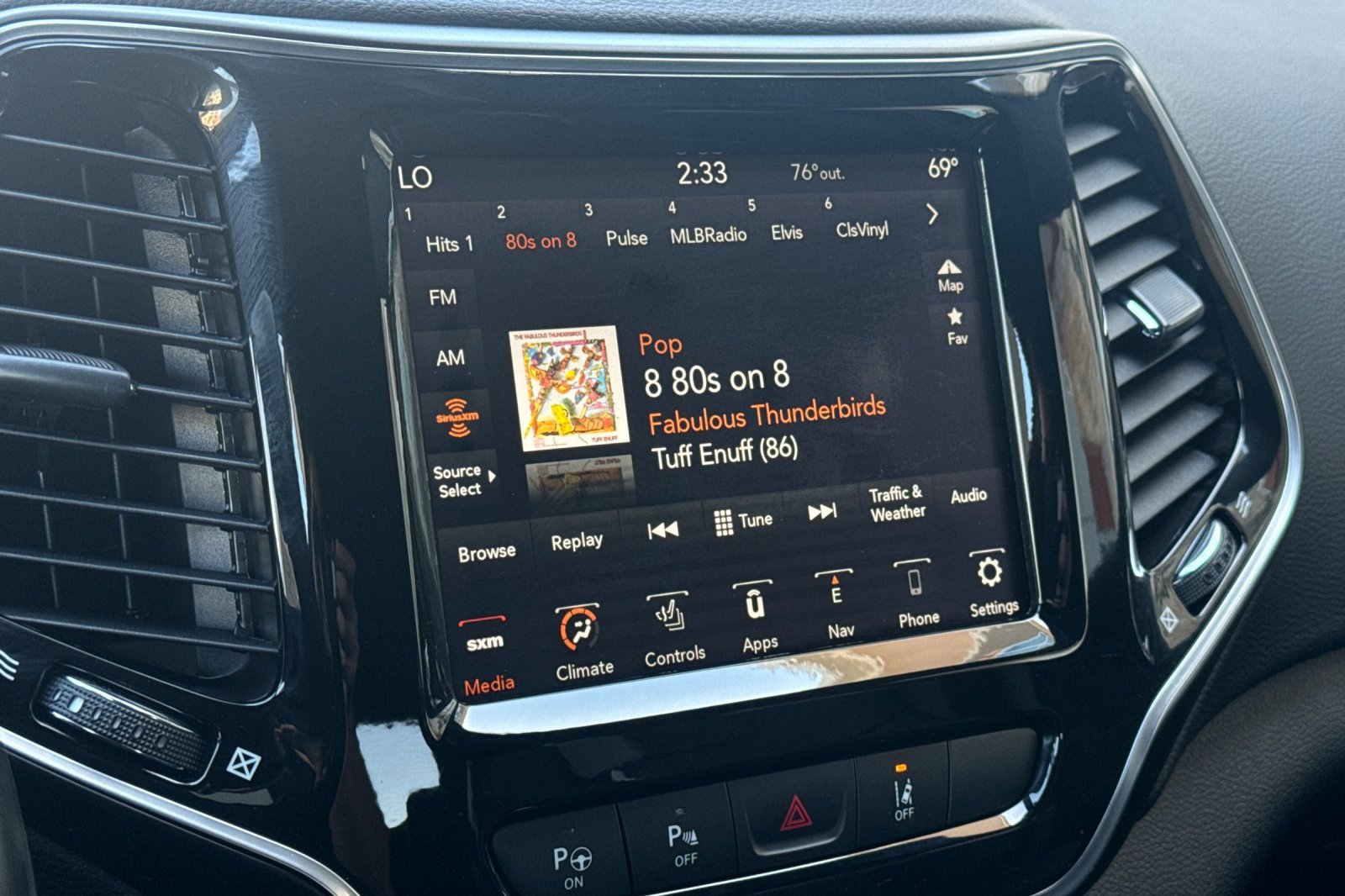 Used 2020 Jeep Cherokee High Altitude image 19