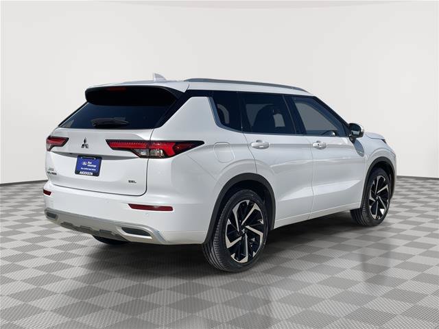 Used 2023 Mitsubishi Outlander SEL FWD image 7