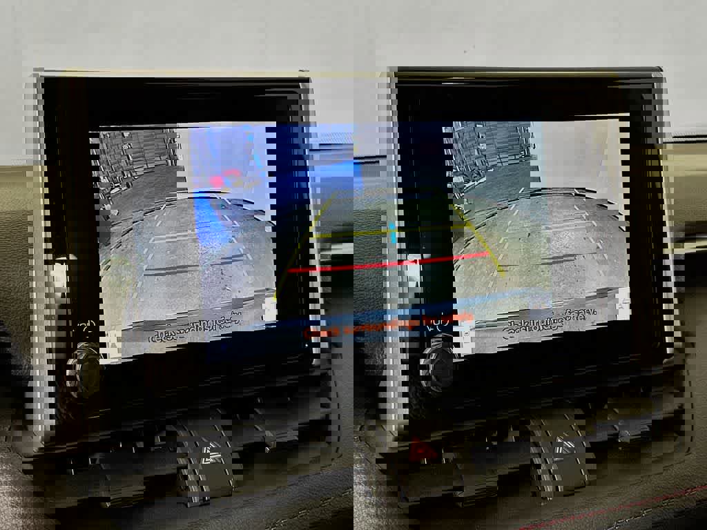 Used 2023 Toyota RAV4 SE w/ Weather & Moonroof Package image 28