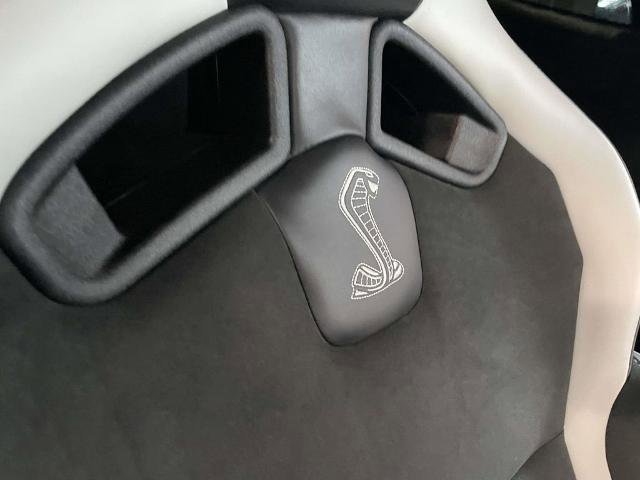 Certified 2021 Ford Mustang Shelby GT500 w/ Carbon Fiber Track Pack image 26