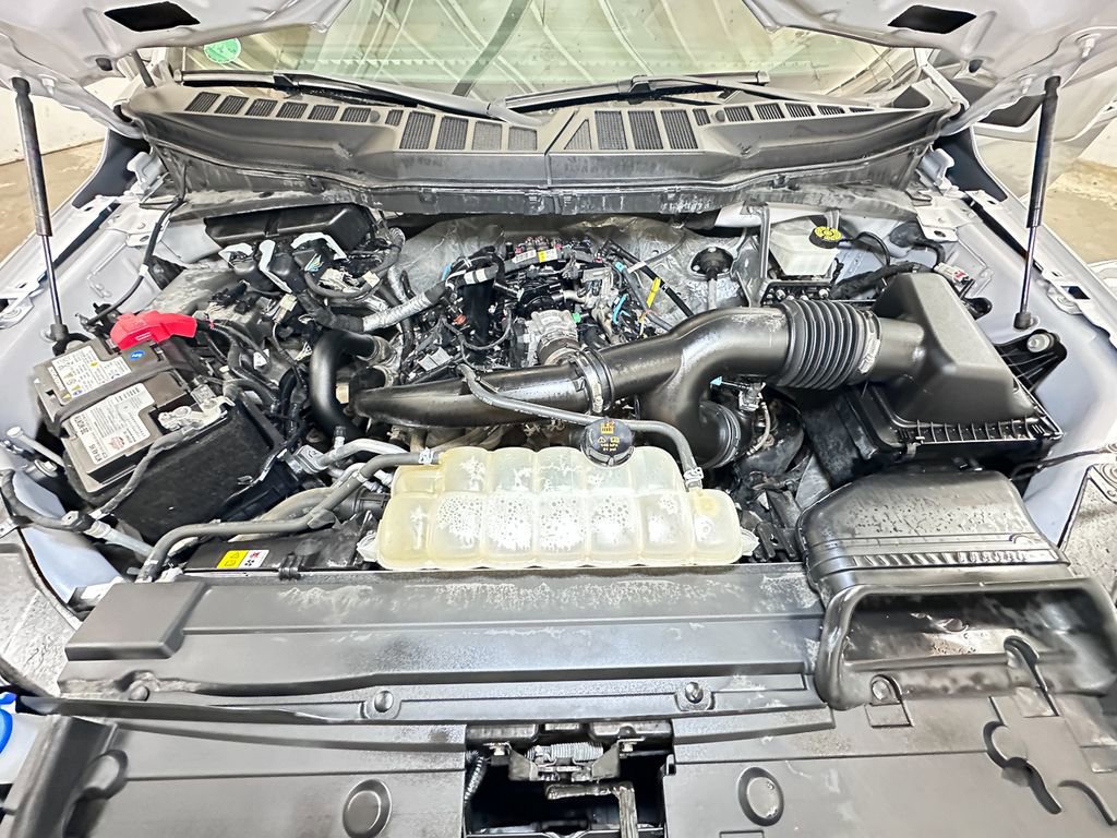 Certified 2022 Ford F150 Lariat w/ Equipment Group 502A High image 58