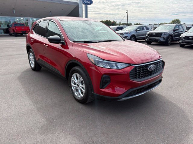 Certified 2023 Ford Escape Active AWD/4WD image 7