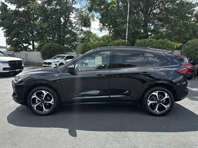 Certified 2023 Ford Escape ST-Line Select w/ Tech Pack #2 AWD/4WD image 8