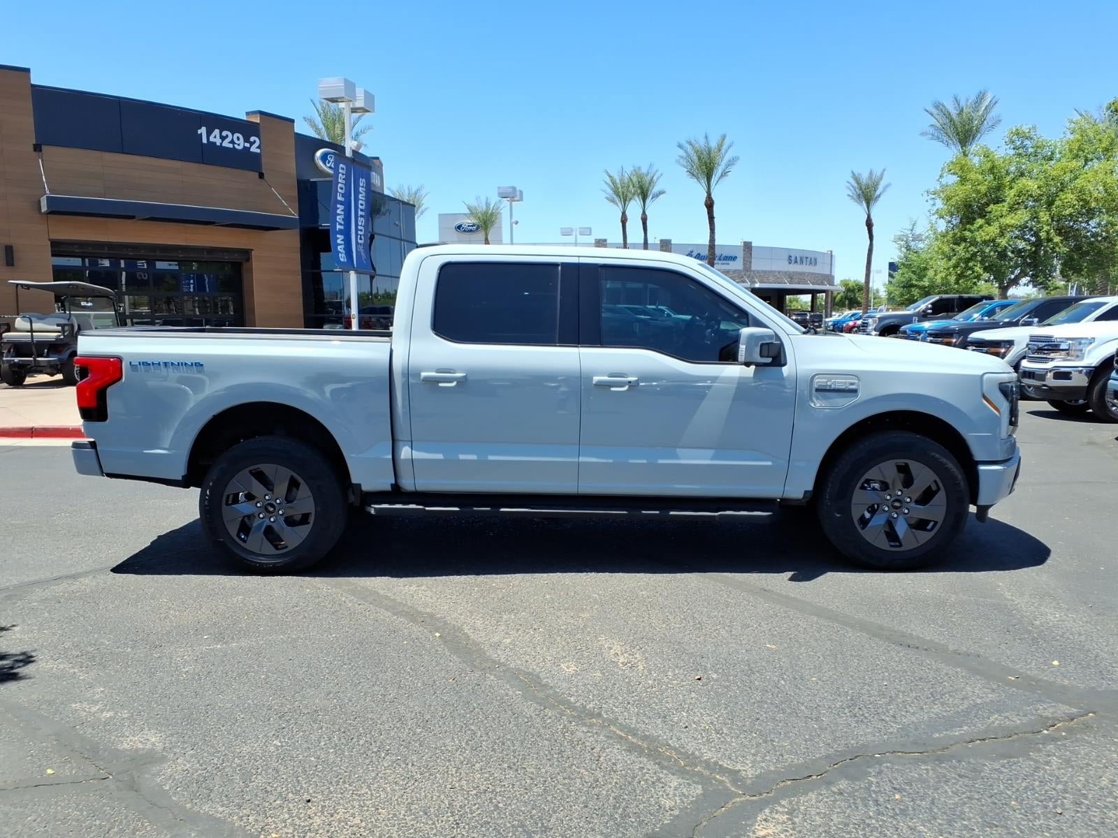 Certified 2023 Ford F150 Lightning Lariat w/ Tow Technology Package AWD/4WD image 3