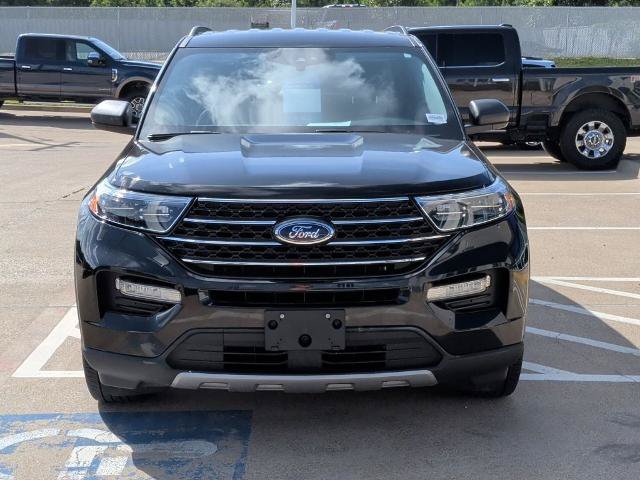 Certified 2024 Ford Explorer XLT w/ Equipment Group 202A RWD image 8