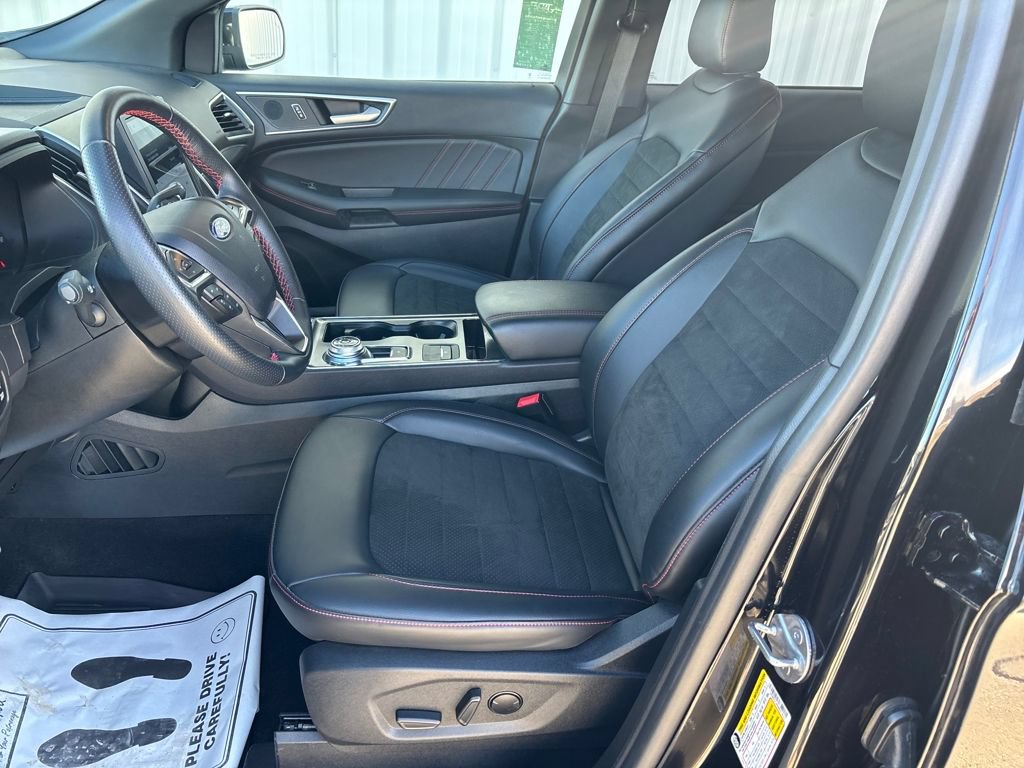 Certified 2024 Ford Edge ST-Line AWD/4WD image 10