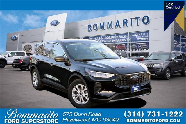 Certified 2024 Ford Escape Active w/ Cold Weather Package image 1