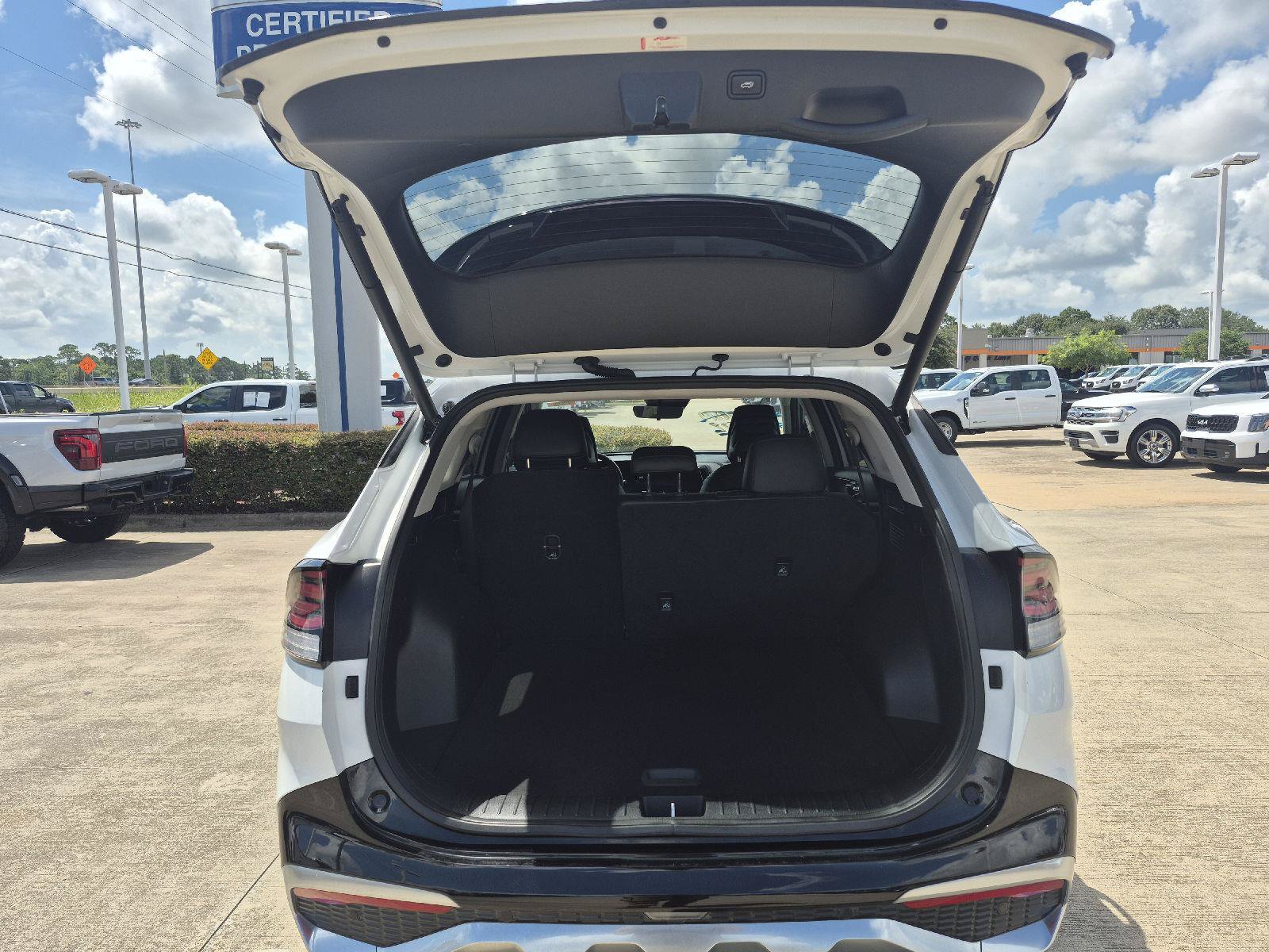 Used 2023 Kia Sportage SX AWD/4WD image 11