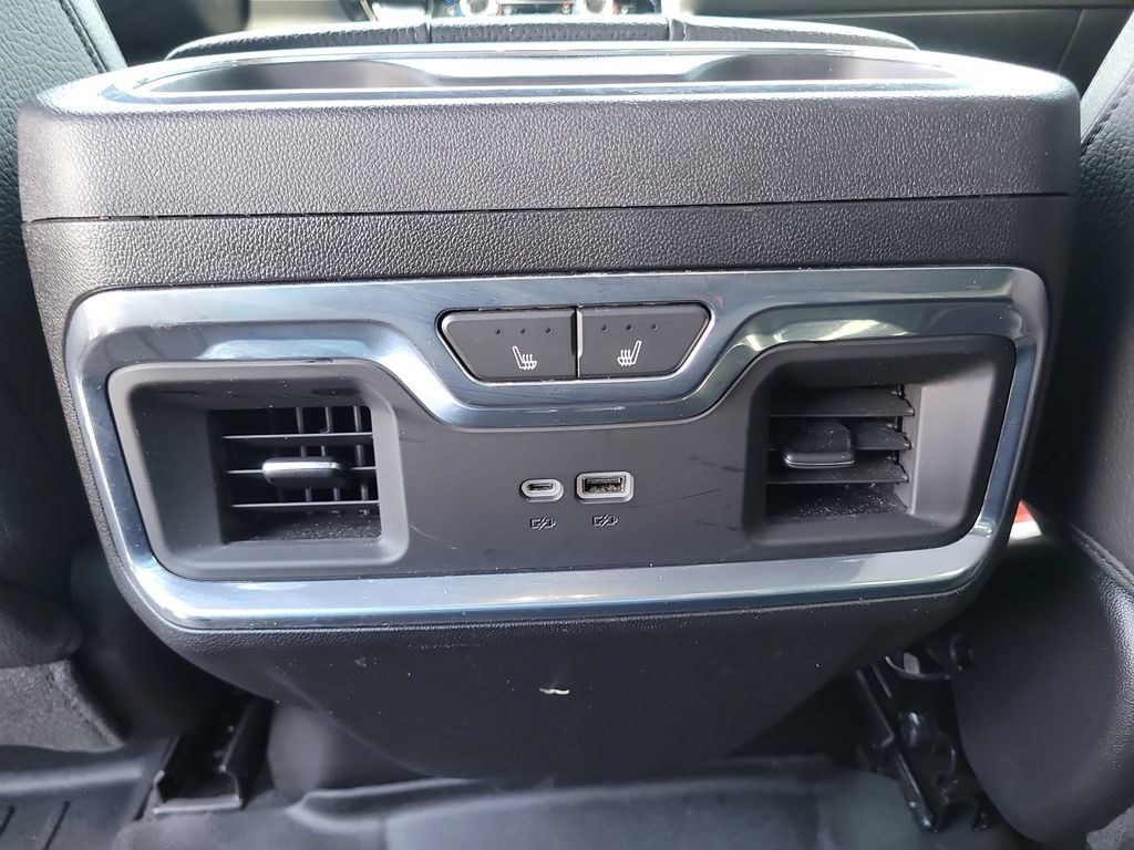 Used 2023 GMC Sierra 1500 Denali w/ Technology Package AWD/4WD image 12