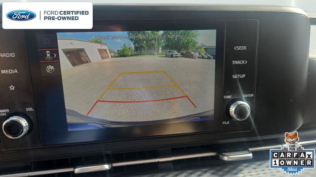 Used 2023 Kia Carnival LX FWD image 14