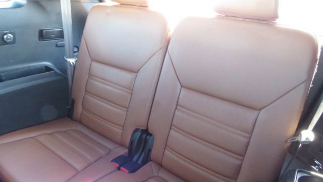 Used 2019 Kia Sorento SX image 16