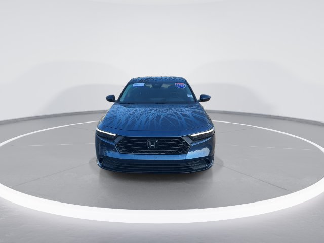 Used 2024 Honda Accord EX-L image 2