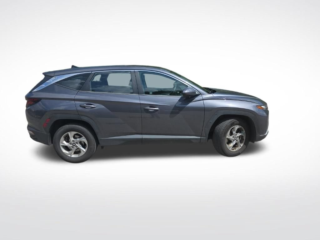 Used 2022 Hyundai Tucson SE AWD/4WD image 4