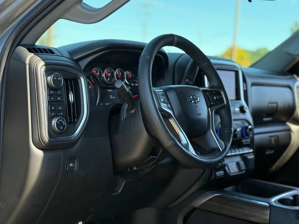 Used 2020 Chevrolet Silverado 1500 RST w/ All-Star Edition AWD/4WD image 11