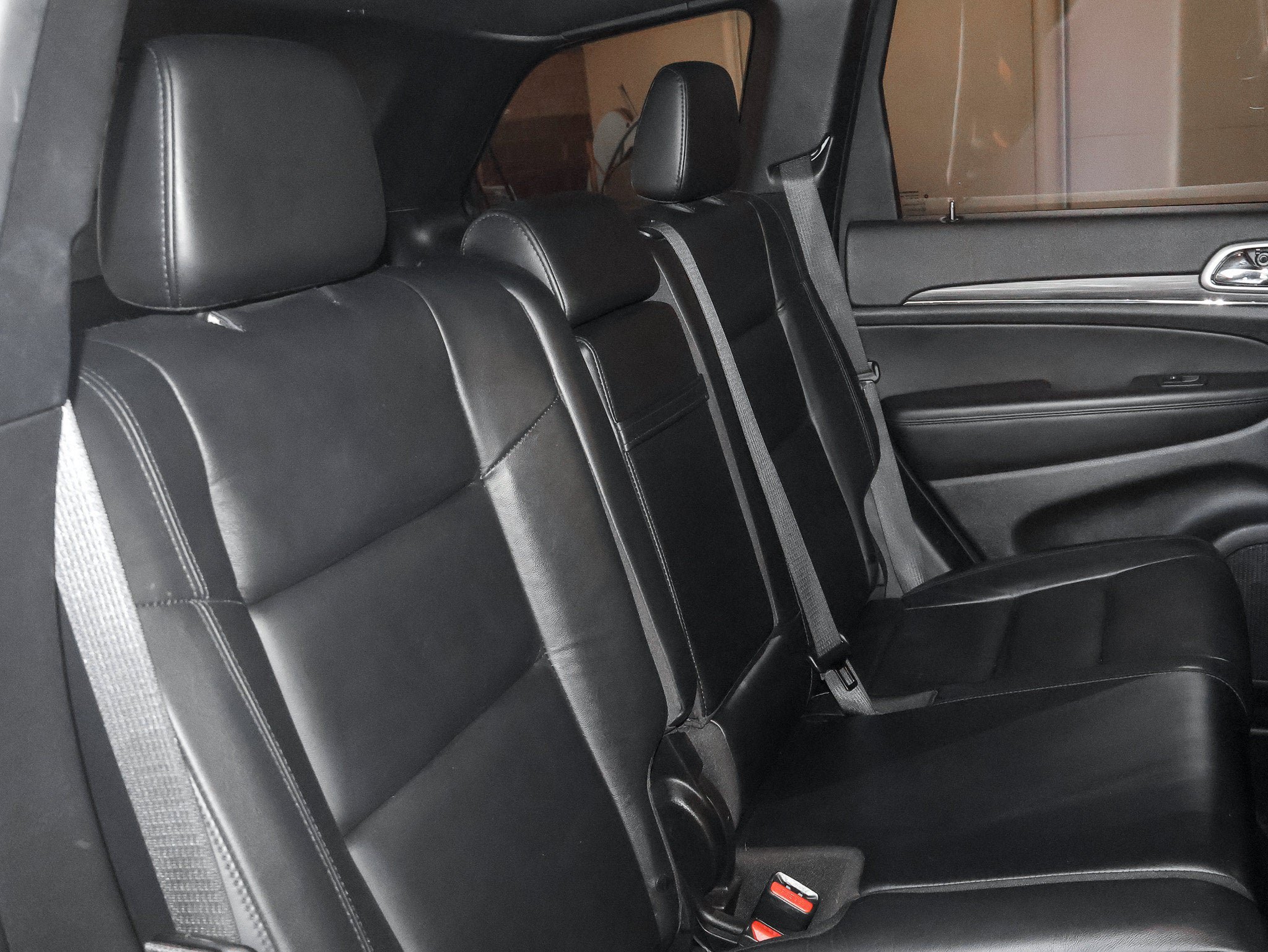 Used 2022 Jeep Grand Cherokee Limited AWD/4WD image 44