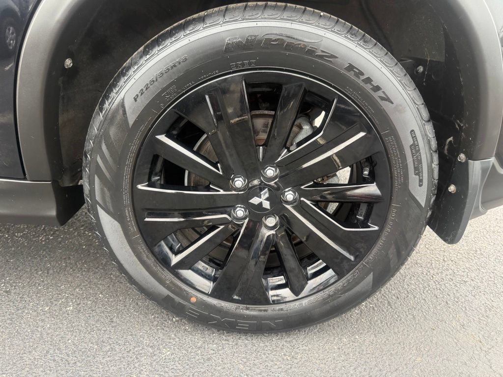 Used 2021 Mitsubishi Outlander Sport LE AWD/4WD image 29