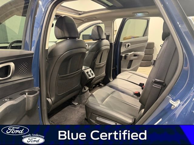 Used 2024 Kia Sorento S w/ Panoramic Sunroof Package FWD image 22