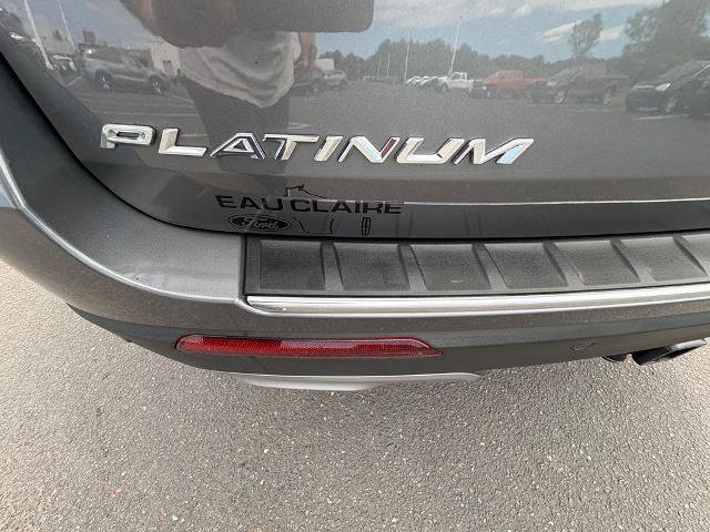 Certified 2023 Ford Explorer Platinum w/ Technology Package AWD/4WD image 11