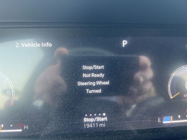 Used 2023 Jeep Grand Cherokee Altitude image 11