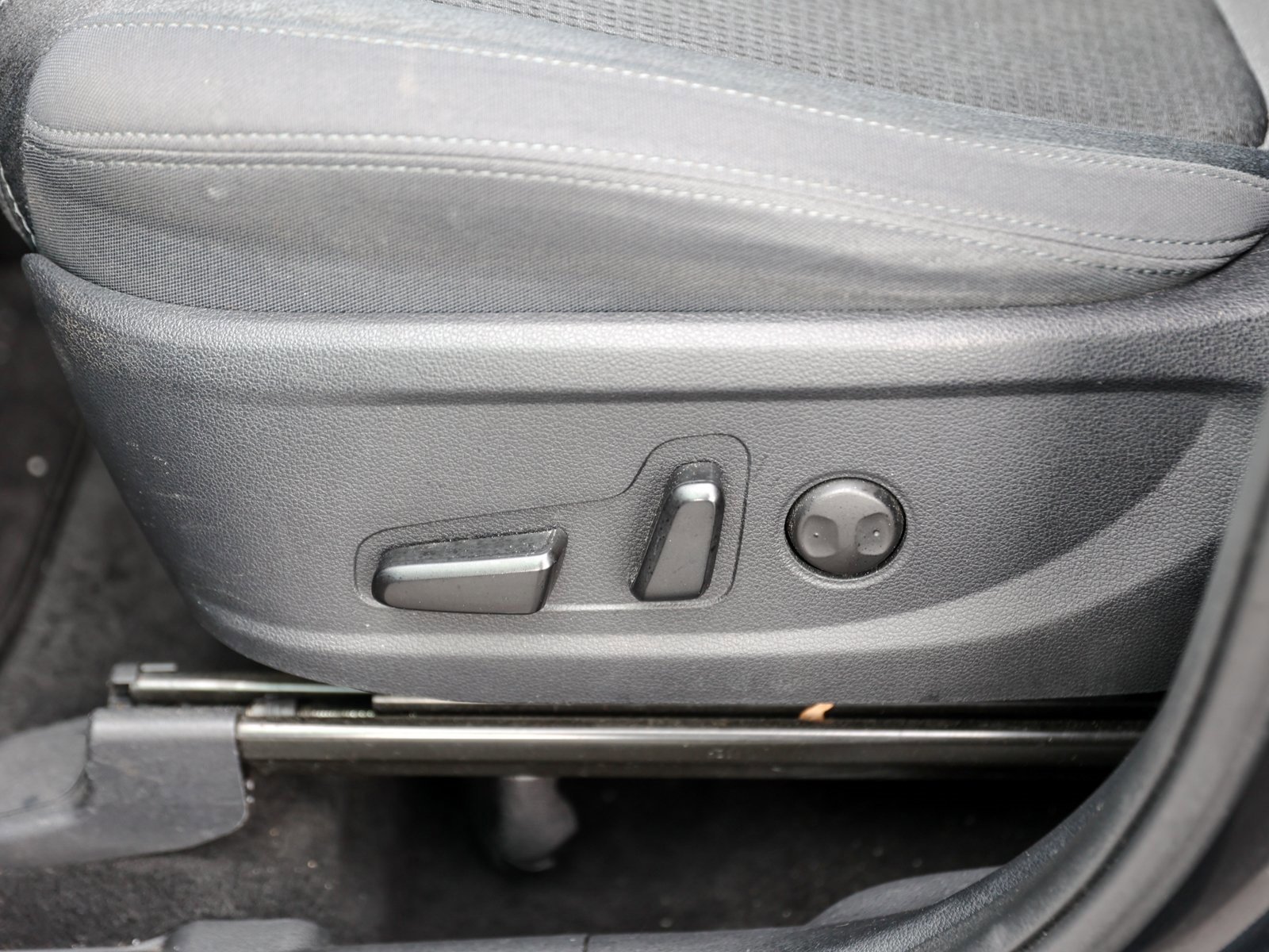 Used 2021 Hyundai Santa Fe SEL image 17