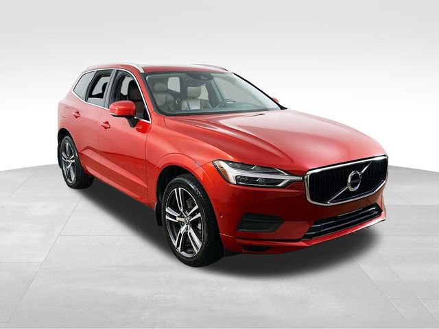 Used 2019 Volvo XC60 T5 Momentum w/ Multimedia Package image 1