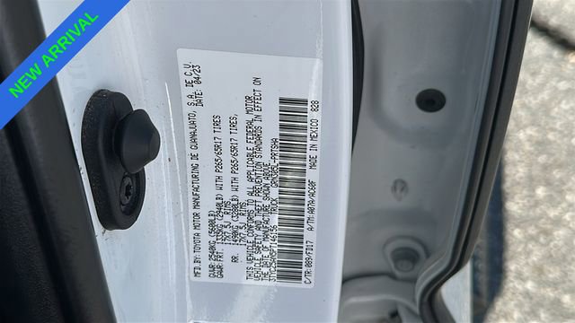 Used 2023 Toyota Tacoma TRD Sport AWD/4WD image 32