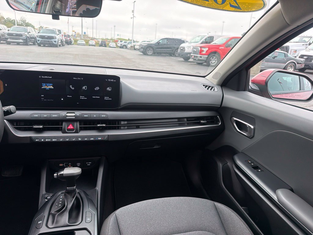 Used 2025 Kia K4 FWD image 24
