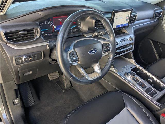 Certified 2022 Ford Explorer XLT w/ Equipment Group 202A RWD image 10