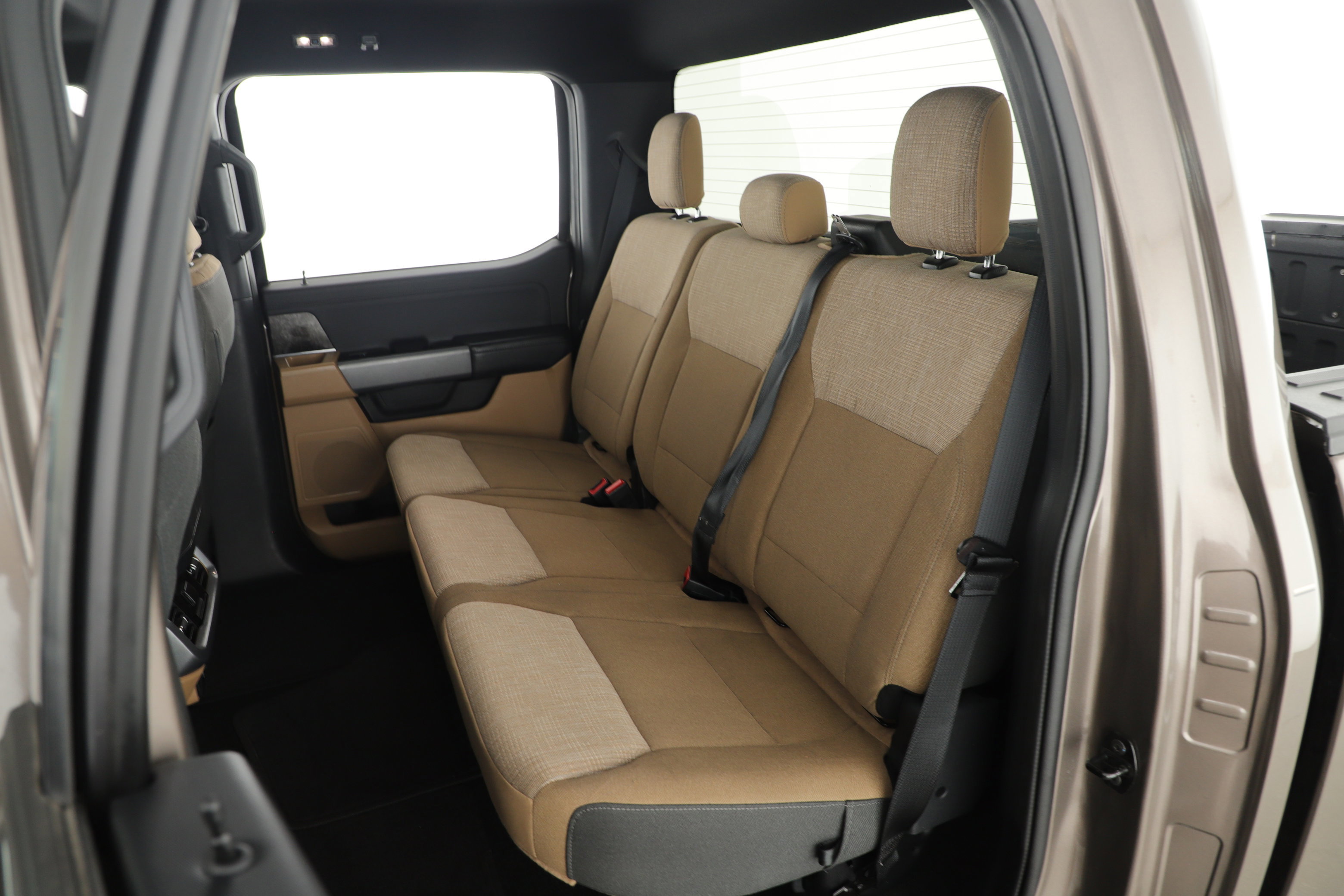 Certified 2022 Ford F150 XLT w/ Equipment Group 302A High image 24