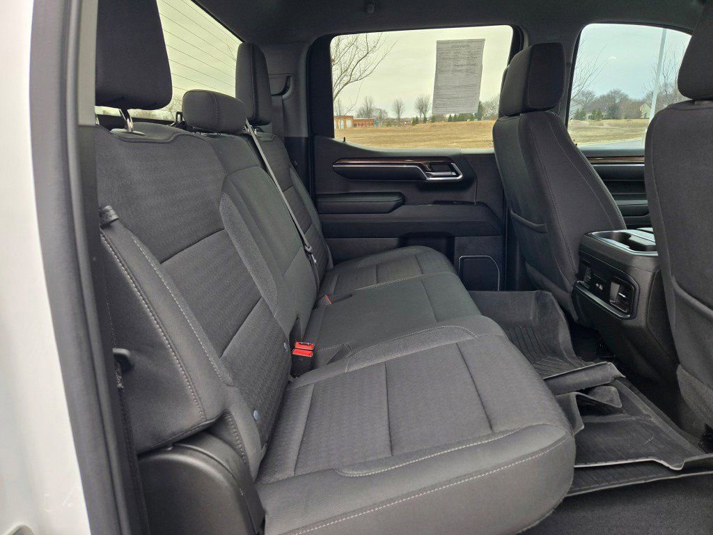 Used 2023 Chevrolet Silverado 1500 RST image 12