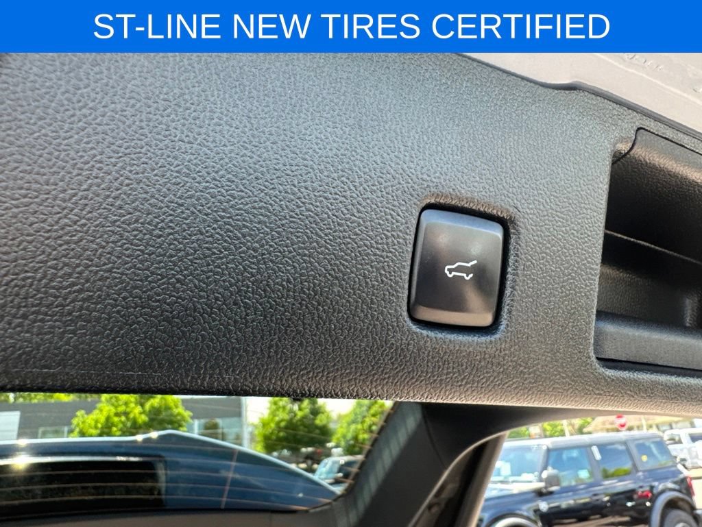 Certified 2023 Ford Escape ST-Line w/ Tech Pack #1 AWD/4WD image 39