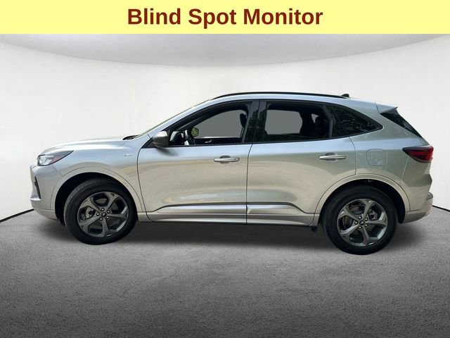 Certified 2024 Ford Escape ST-Line w/ Tech Pack #1 AWD/4WD image 6