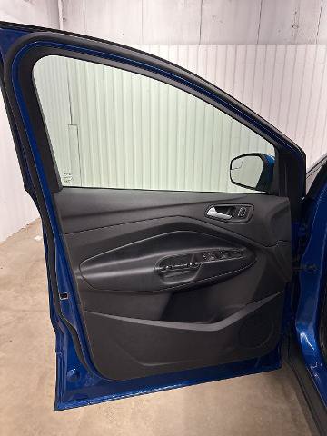 Certified 2019 Ford Escape SE FWD image 8