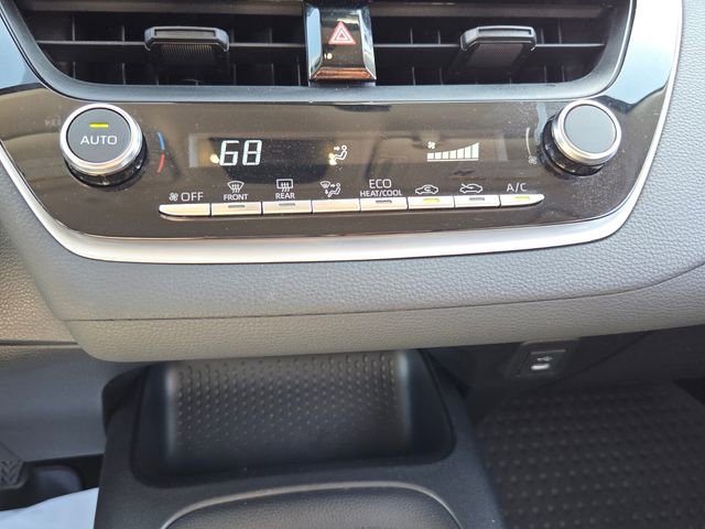 Used 2024 Toyota Corolla LE FWD image 19