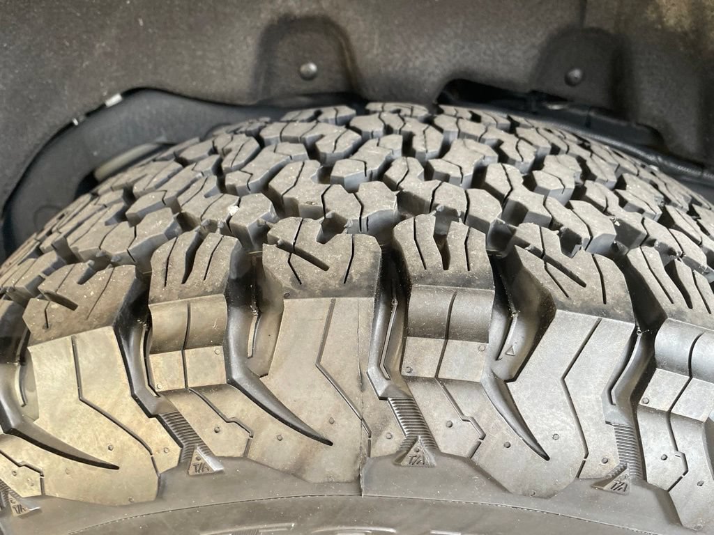 Certified 2025 Ford Bronco Badlands AWD/4WD image 11