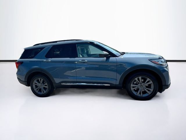 Certified 2025 Ford Explorer Active w/ Active Comfort Package AWD/4WD image 12