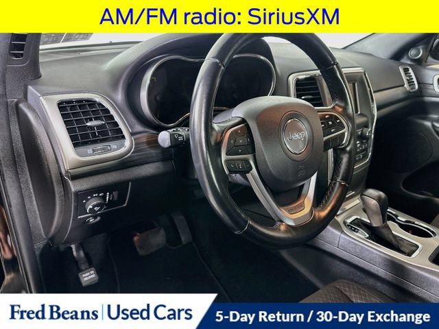 Used 2021 Jeep Grand Cherokee Laredo AWD/4WD image 12