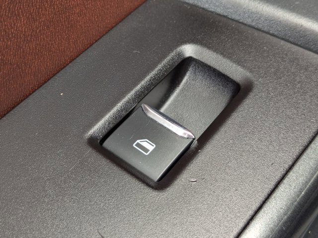 Certified 2021 Ford F150 Lariat w/ Equipment Group 502A High image 32