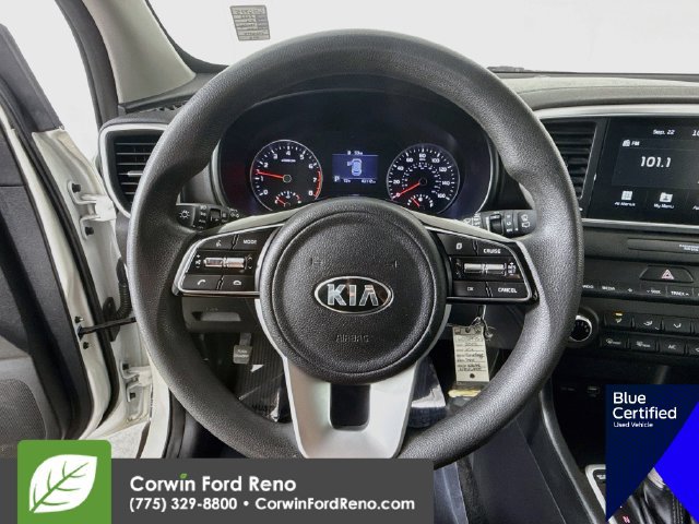 Used 2022 Kia Sportage LX AWD/4WD image 15