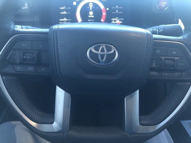 Used 2024 Toyota Tacoma TRD Sport image 11