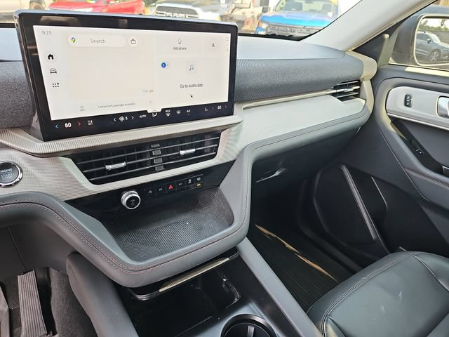 Certified 2025 Ford Explorer Active w/ Active Comfort Package RWD image 23