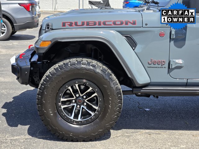 Used 2024 Jeep Wrangler Unlimited Rubicon AWD/4WD image 9