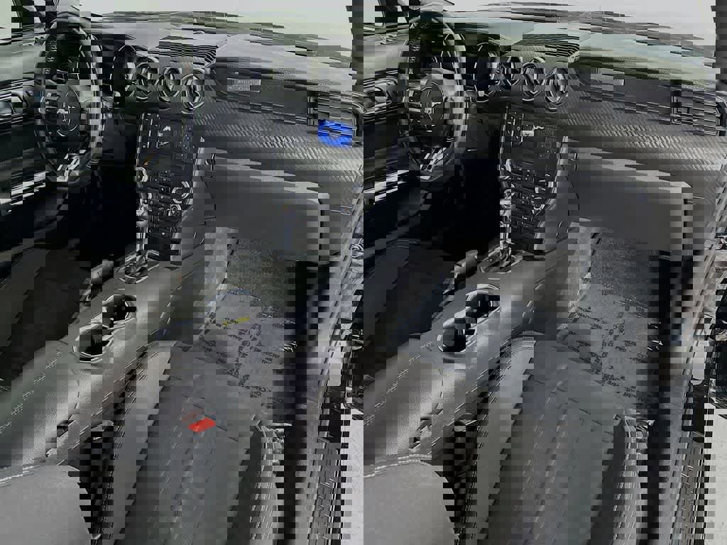 Certified 2022 Ford Mustang Coupe w/ Black Accent Package image 30