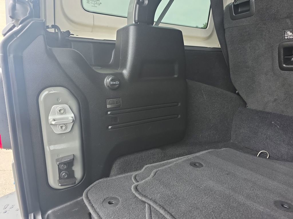 Used 2022 Jeep Wrangler Unlimited Sahara w/ Cold Weather Group AWD/4WD image 14