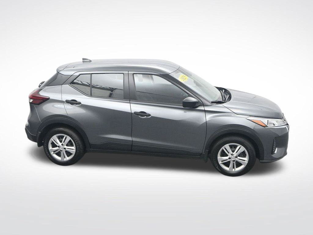 Used 2025 Nissan Kicks Play S FWD image 38