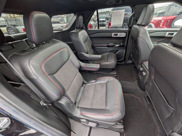 Certified 2023 Ford Explorer ST-Line w/ Class IV Trailer Tow Package image 23