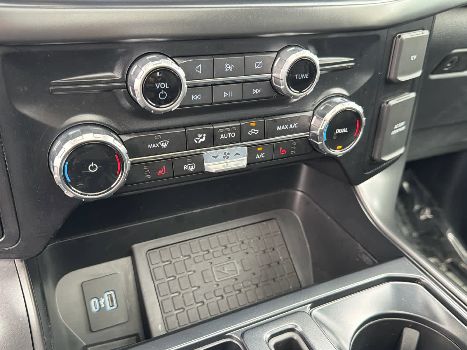 Certified 2024 Ford F150 XLT w/ Equipment Group 303A High AWD/4WD image 33