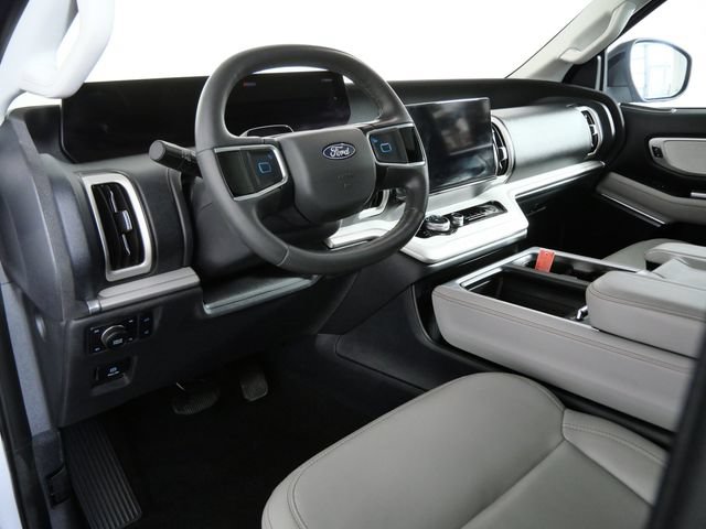 Certified 2025 Ford Expedition Max Active AWD/4WD image 16