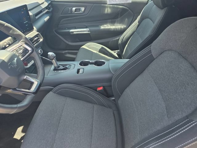 Certified 2025 Ford Mustang Coupe RWD image 9