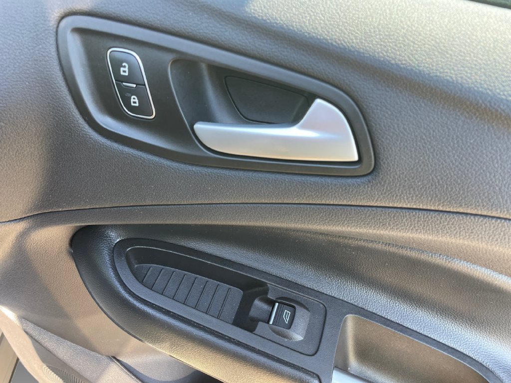 Certified 2019 Ford Escape SEL AWD/4WD image 12